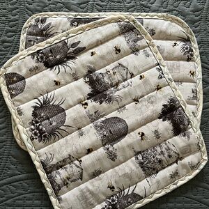 Hand Crafted Cream and Black 9x13 Quilted Pot Holders
